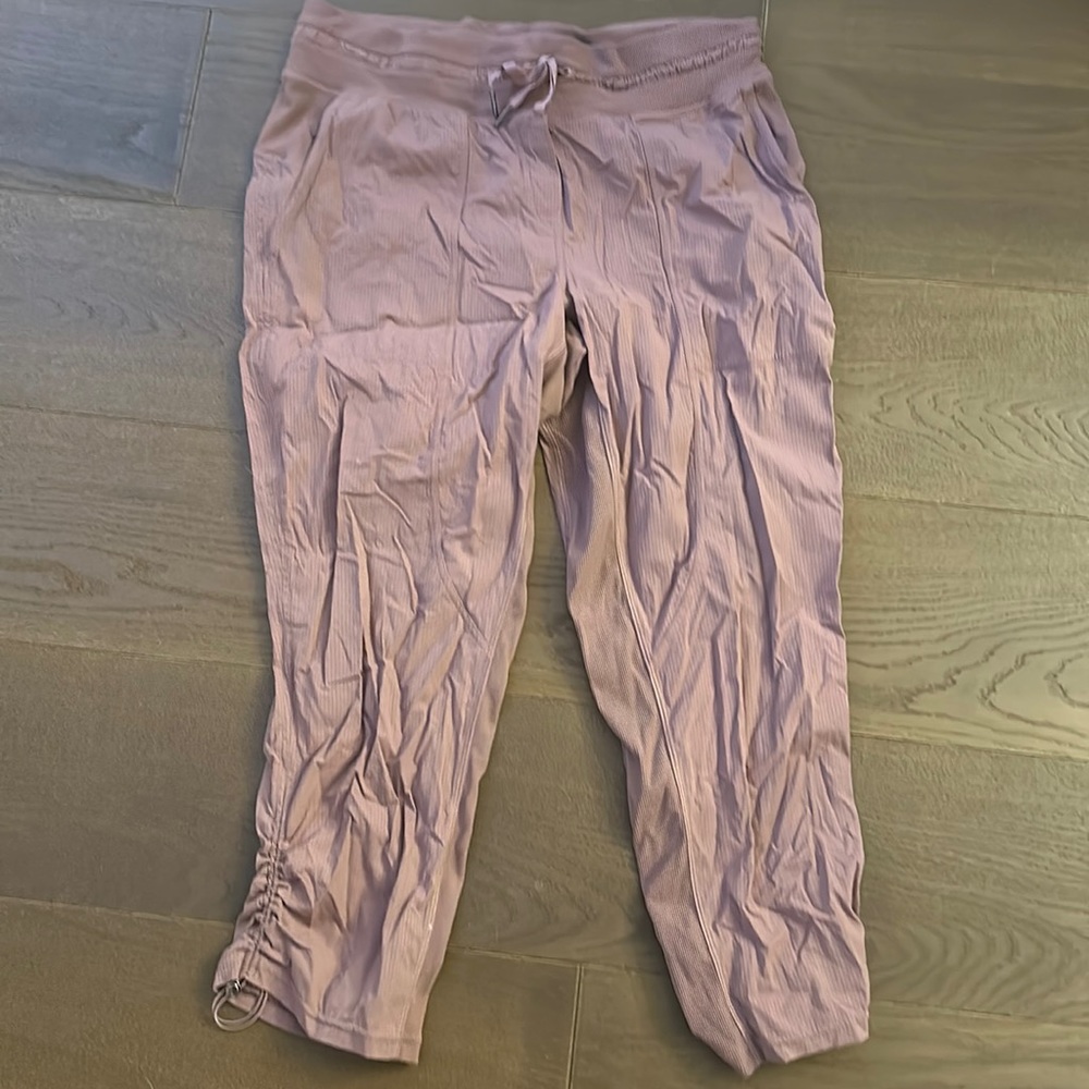 Lululemon crop